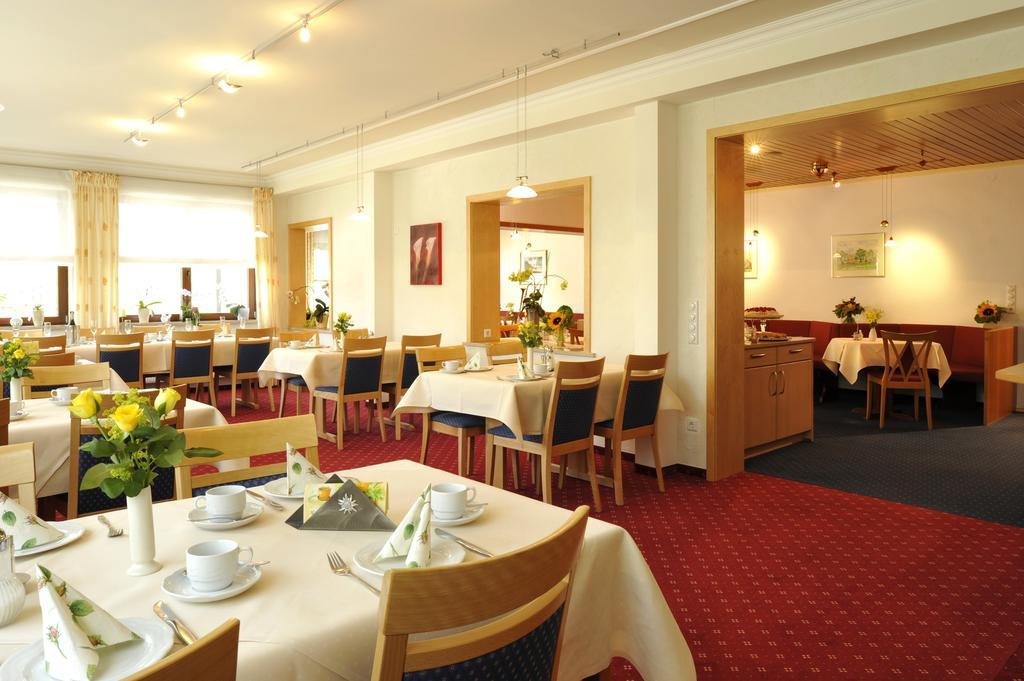 Hotel & Ferienappartements Edelweiss Willingen  Luaran gambar